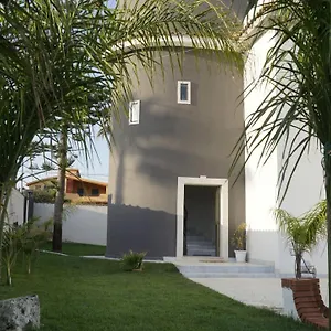 Hotel apartamentowy Deep Sea